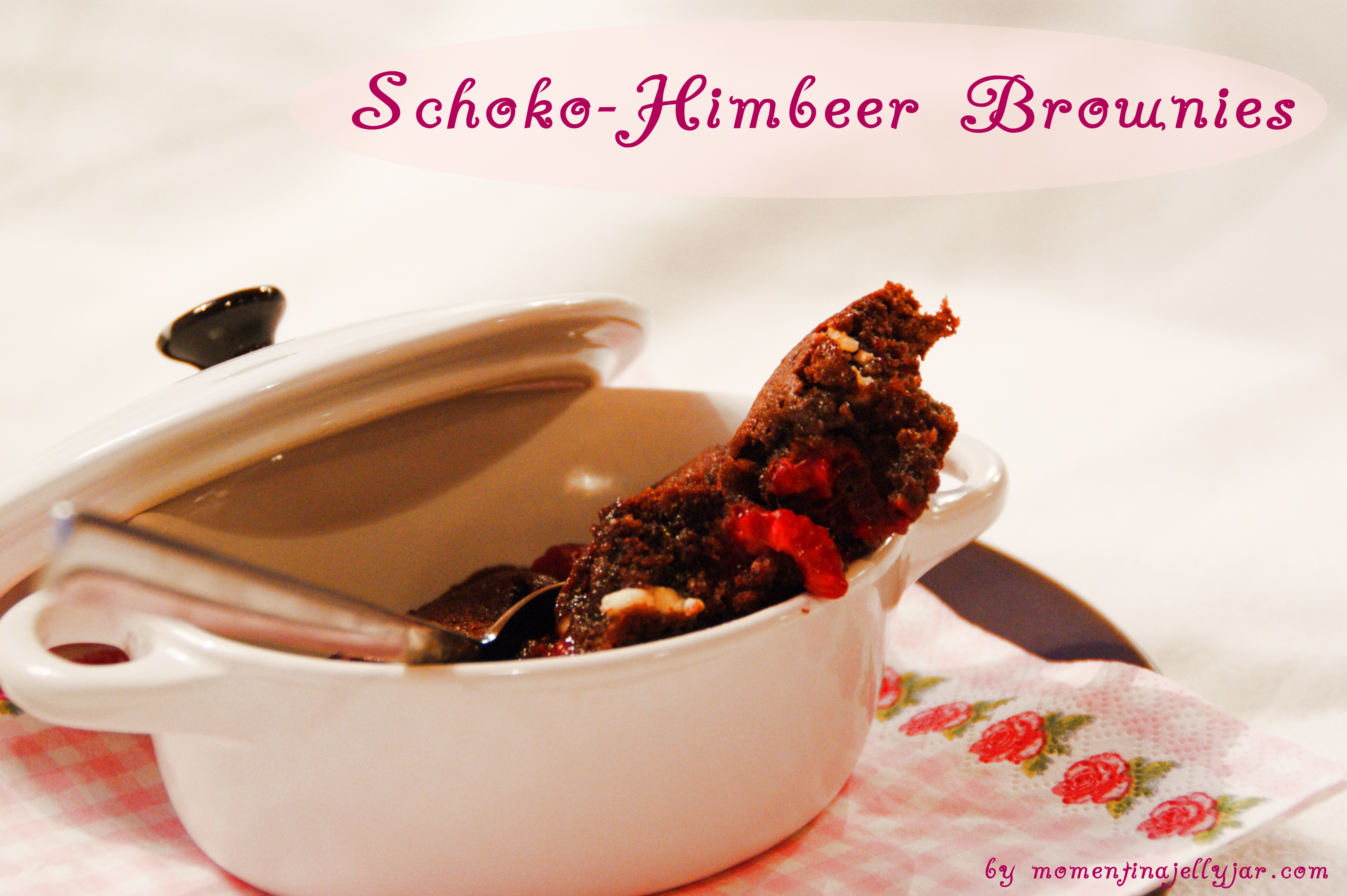 Himbeer-Schoko-Brownies by momentinajellyjar.com