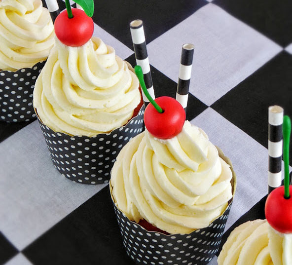 erdbeermilkshakecupcakes_meineküchenschlacht
