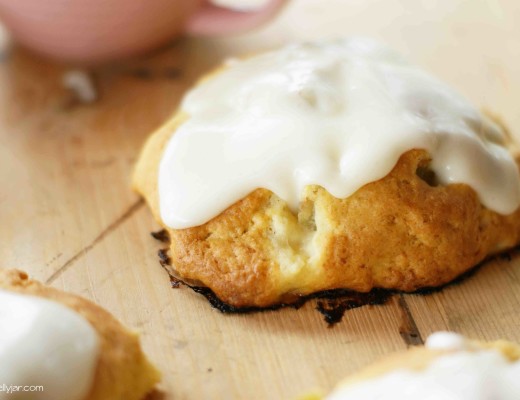 Rhabarber-Vanille-Scones