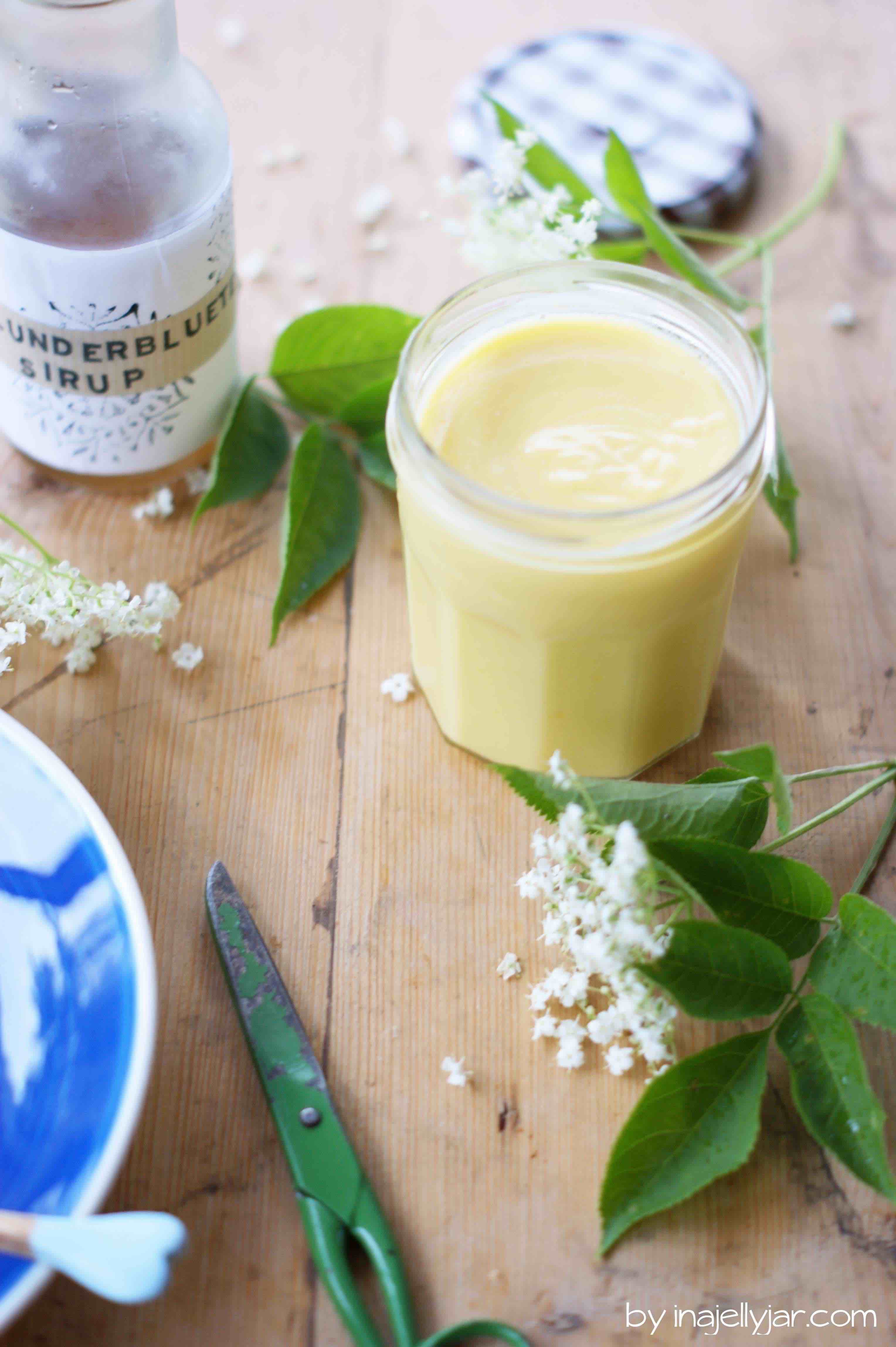 fruchtiges Holunderblüten-Curd aus Holundersirup