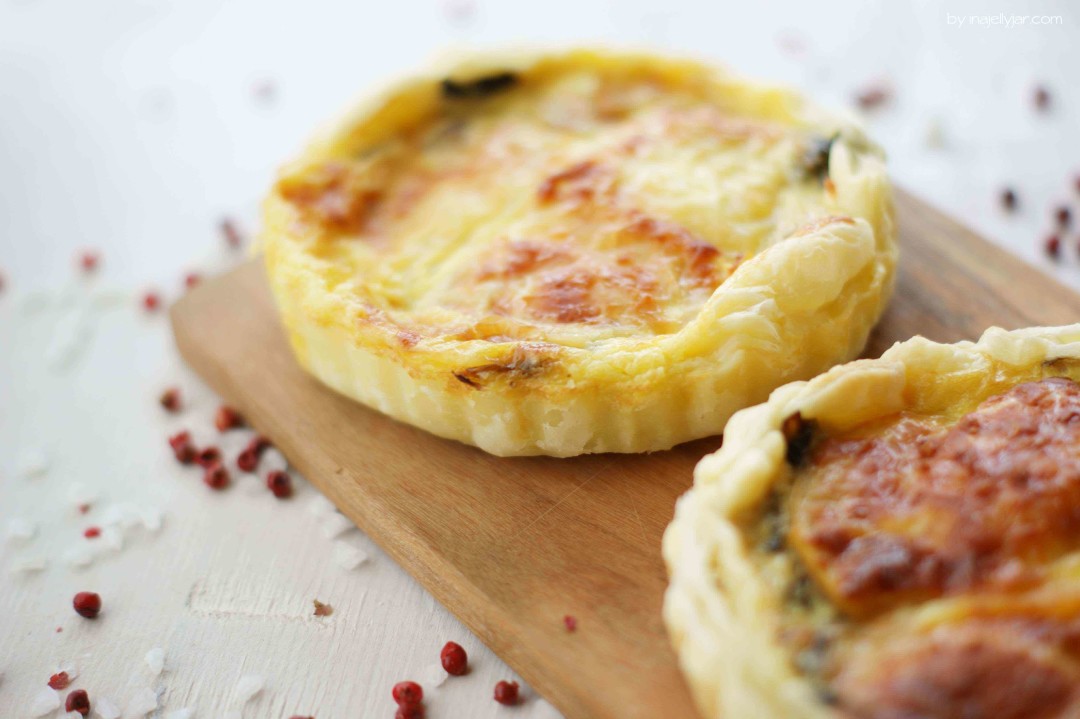 kleine Mangold-Quiches mit Käse und Apfel