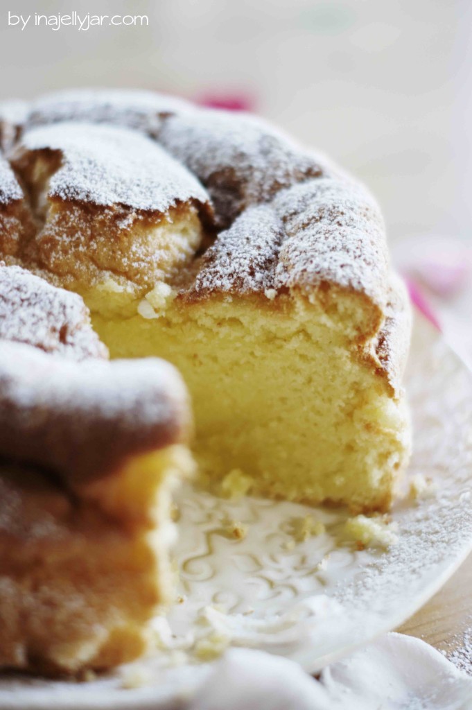 Ultra fluffiger Chiffonkuchen mit Rosen