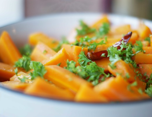 Orientalischer Karottensalat mit Gewürzen - ideal für die Mezze-Platte