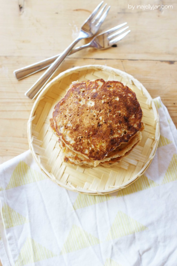 Rustikale vegane Pfirsich-Pancakes