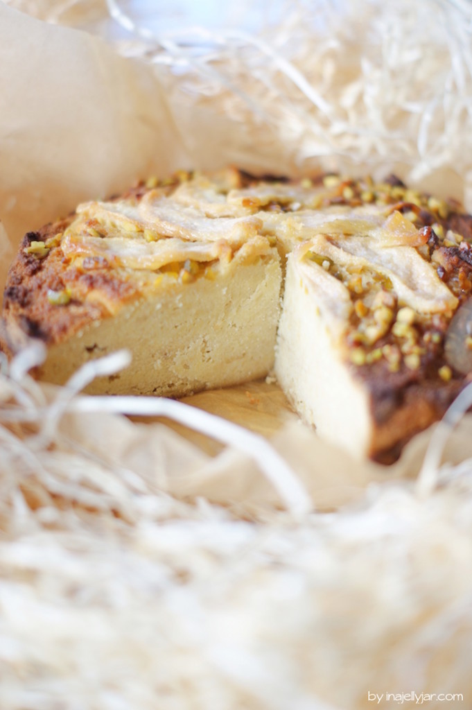 glutenfreier Birnenmuskuchen mit Pistazien