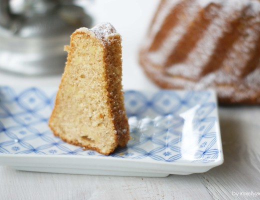 Saftiger Dinkel-Walnuss-Gugelhupf mit Honig