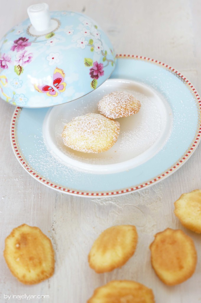 zarte Rosenwasser-Madeleines