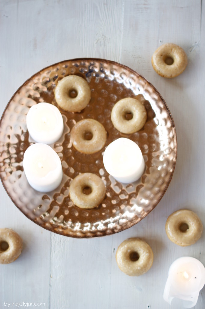 einfache Chaidonuts mit Chai-Glasur