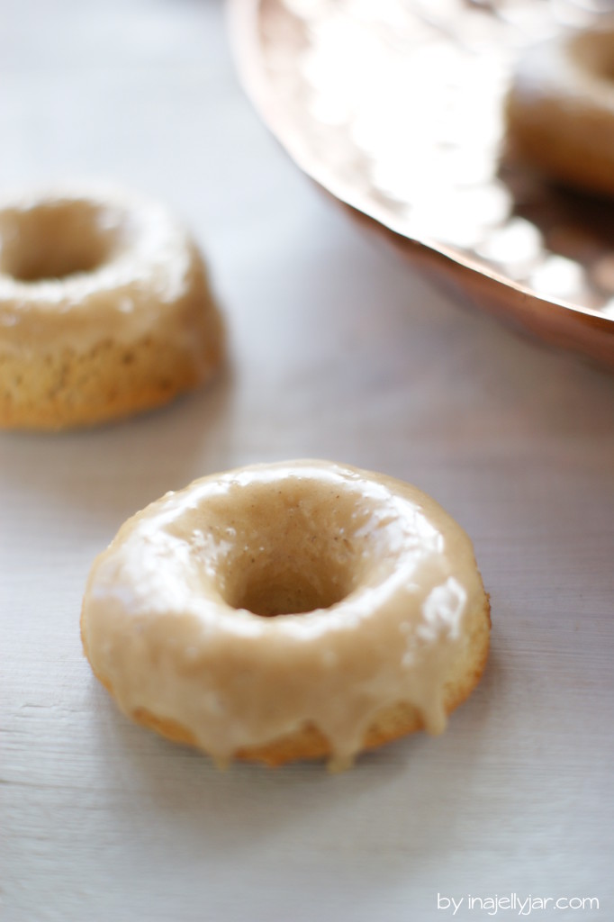Chaidonuts mit Chai-Glasur obendrauf