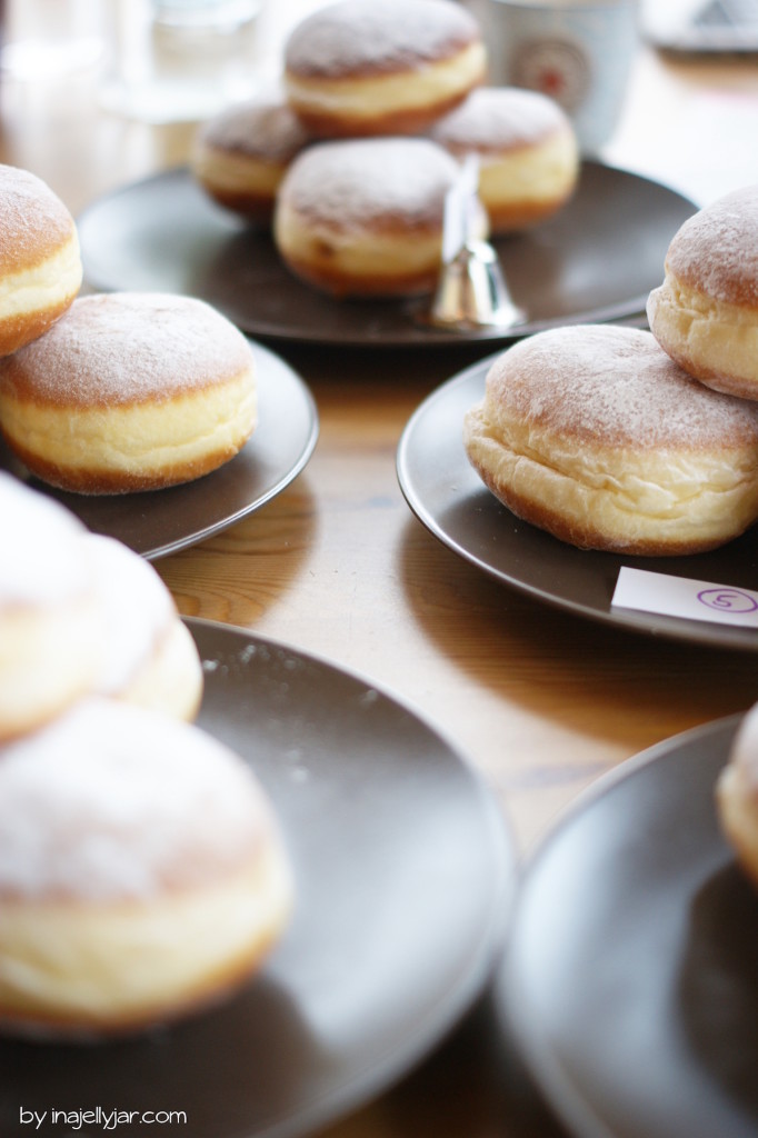 Fünf Krapfen im Test