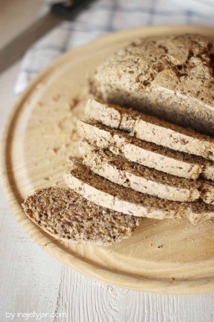 einfaches Leinsamenbrot