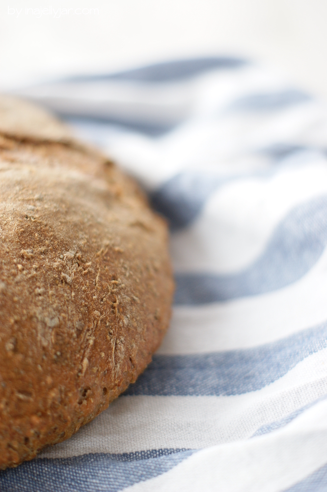 Saatenbrot mit Vollkornmehl