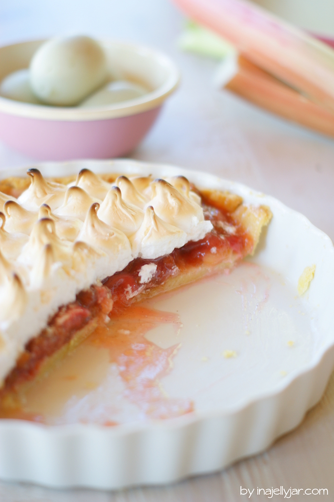 Rezept für Rhabarber Pie mit Baiserhaube