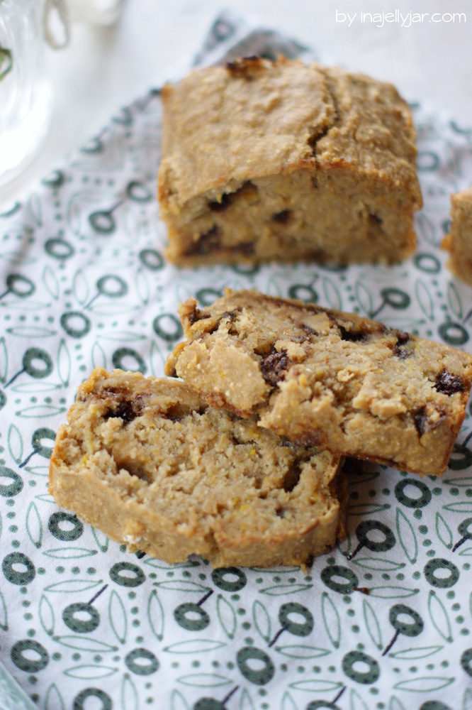 saftiges Bananenbrot mit Zucchini zuckerfreii