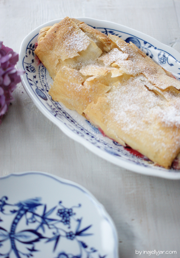 Strudel mit frischen Kriecherl Mirabellen