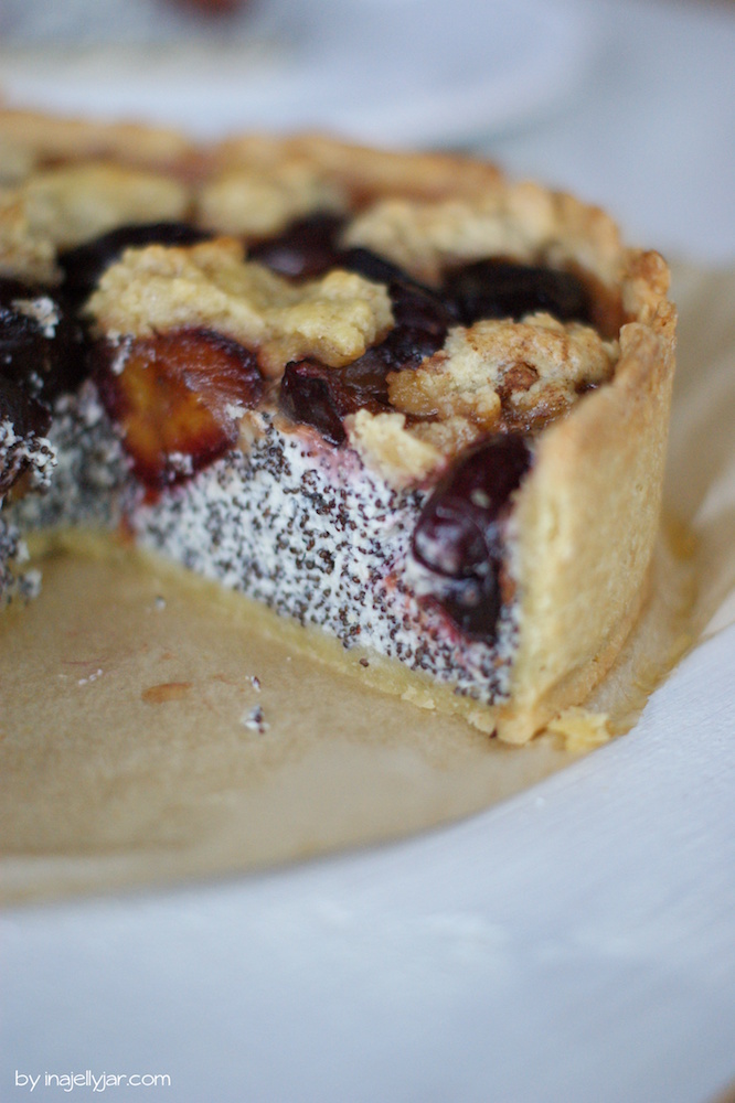 Zwetschgen-Topfen-Tarte mit Mohn