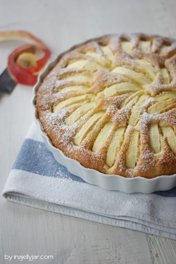 schneller Apfel-Amaretto-Kuchen | Moment in a Jelly Jar