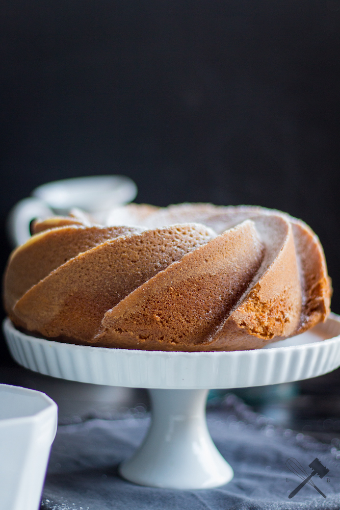 einfacher Karamellpudding-Guglhupf