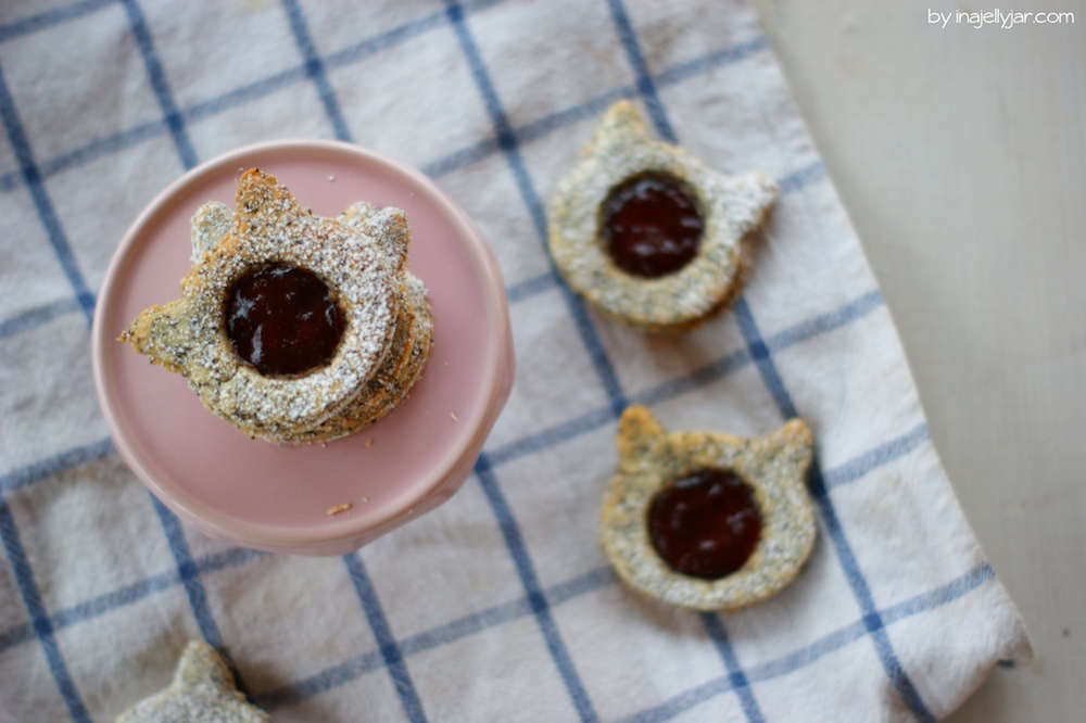 Linzer Augen mit Mohn und Kriecherl-Marmelade-Rezept