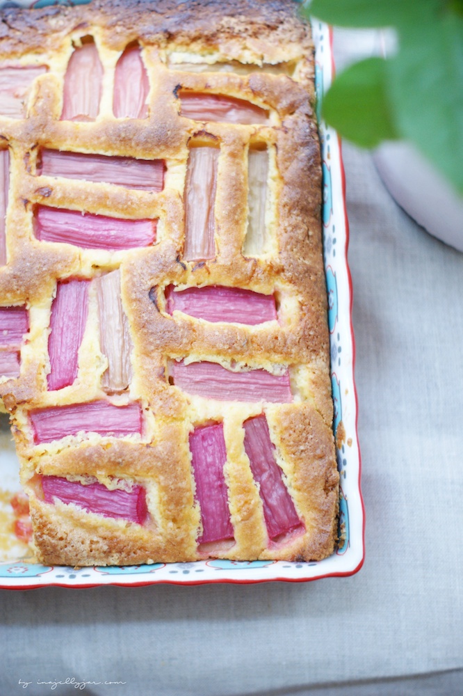 einfacher Rhabarberkuchen