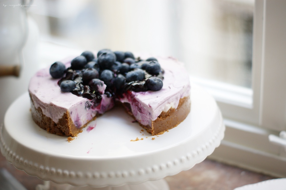 Ganz ohne Backen: no-bake Cheesecake mit Heidelbeeren