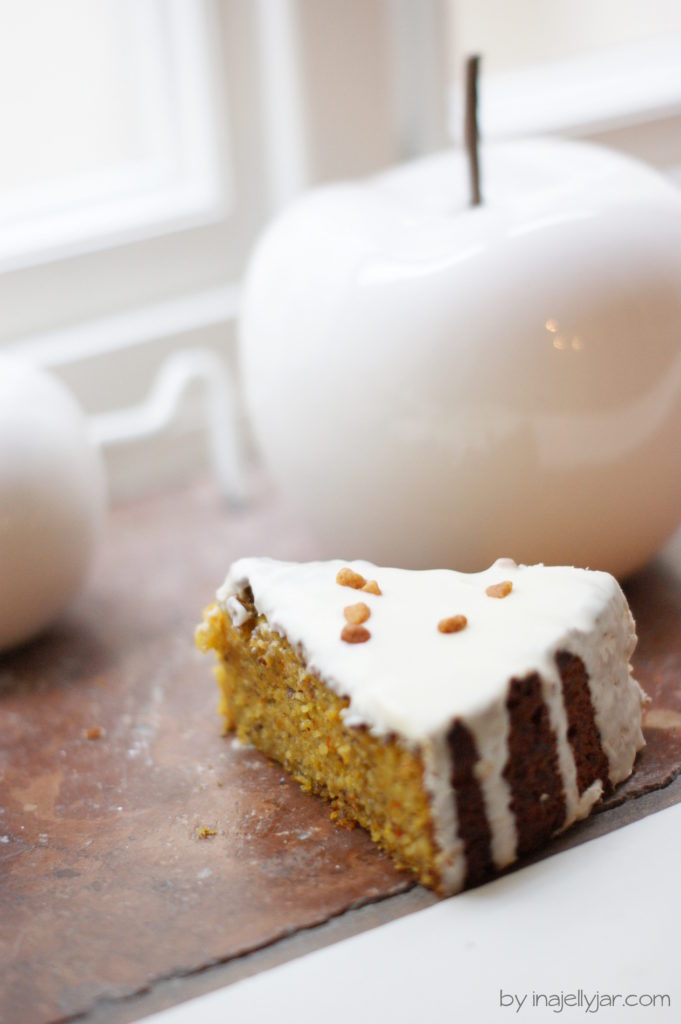 ein Stück Kürbiskuchen