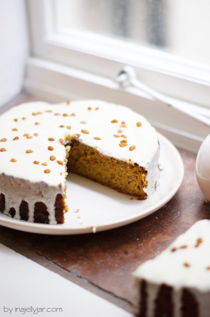 Kürbiskuchen mit weißer Schokolade