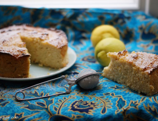 Limettenkuchen mit Kokosmehl und Kefir