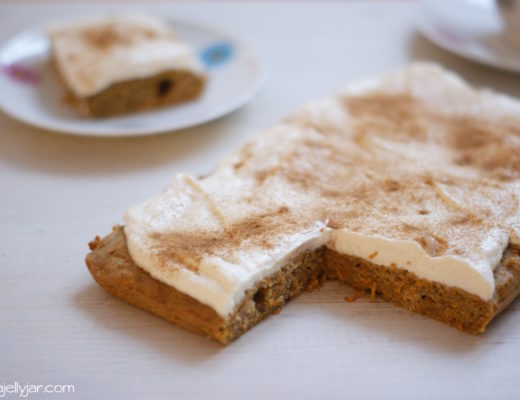 Karottenkuchen mit Ricotta-Frosting