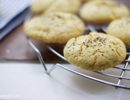 Knusprige Zitronencookies mit Mohn