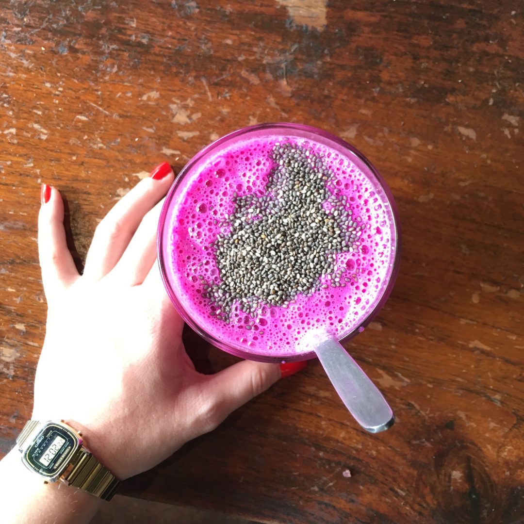 Pinker Smoothie von den besten Restaurants Ubuds
