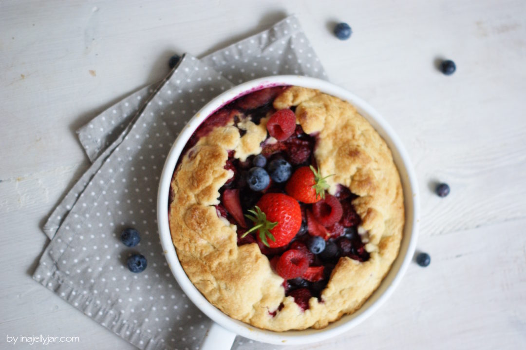 Sommerbeeren-Galette als Dessert