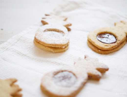 Rezept für Linzer Augen mit Glühwein