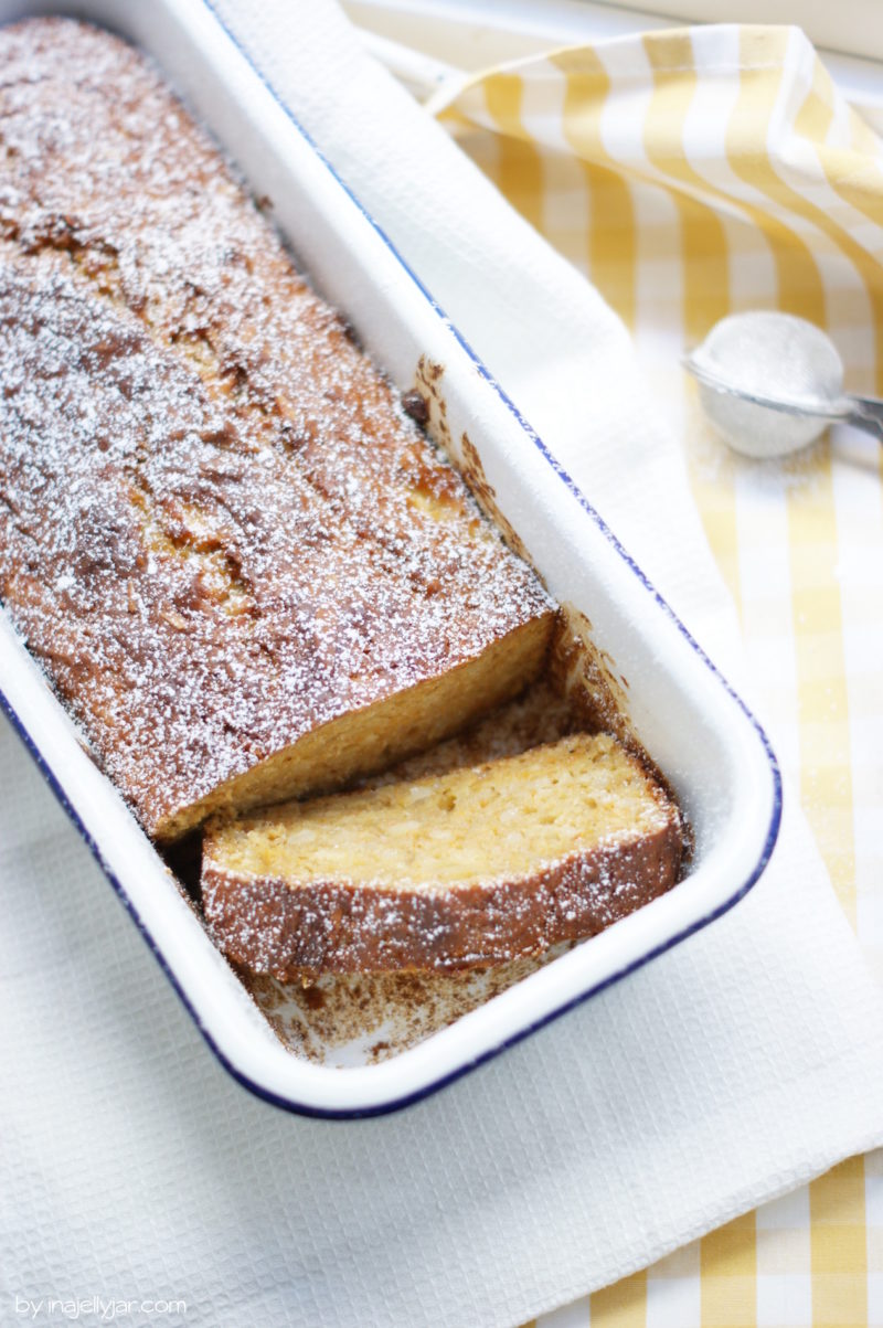 Saftiger Karottenkuchen mit Apfel | Moment in a Jelly Jar