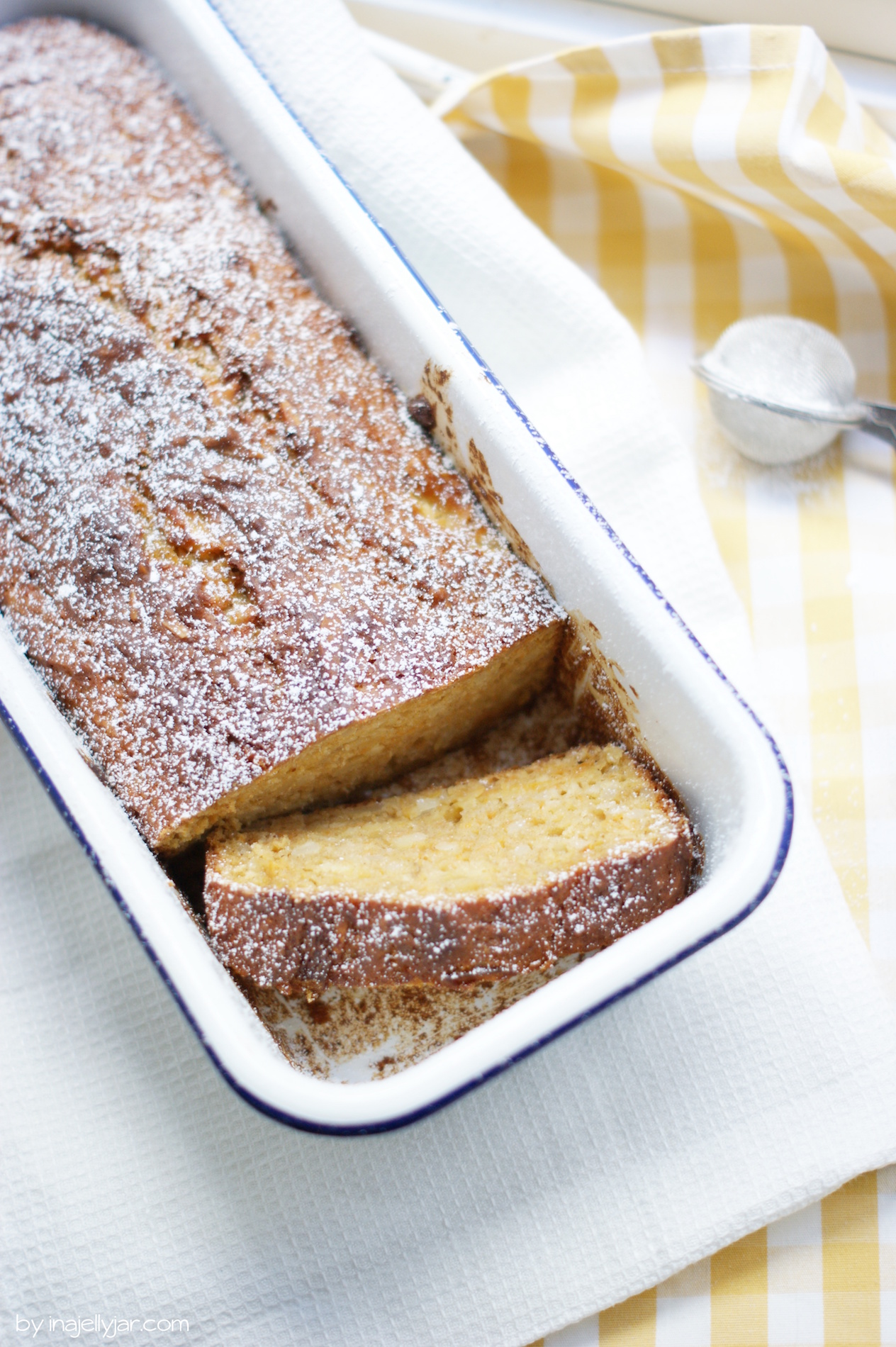 Saftiger Karottenkuchen mit Apfel | Moment in a Jelly Jar
