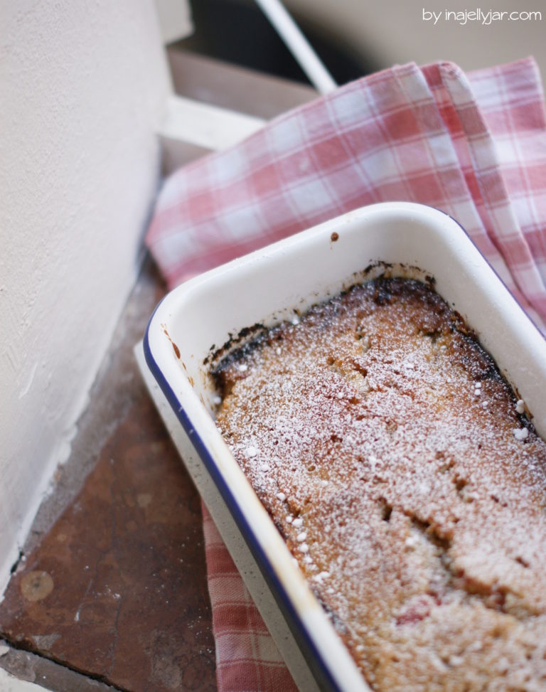 Rhababerkuchen mit Mandeln | Moment in a Jelly Jar