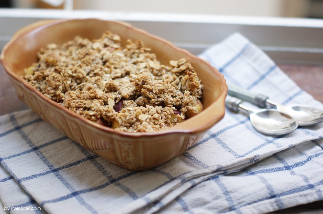 Richtig gesunder Pfirsich-Crumble